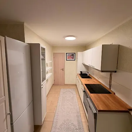 Gemuetliche In Apartament